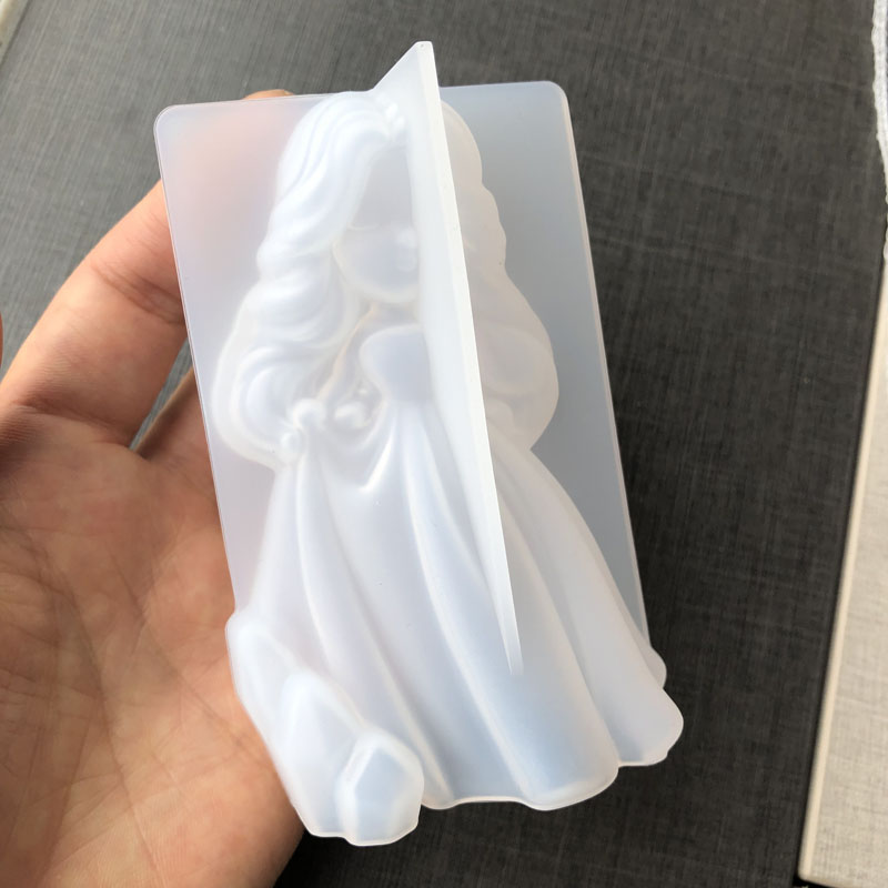 3D Cute Princess Silicone Cand - Soap Making Items 评论和价格