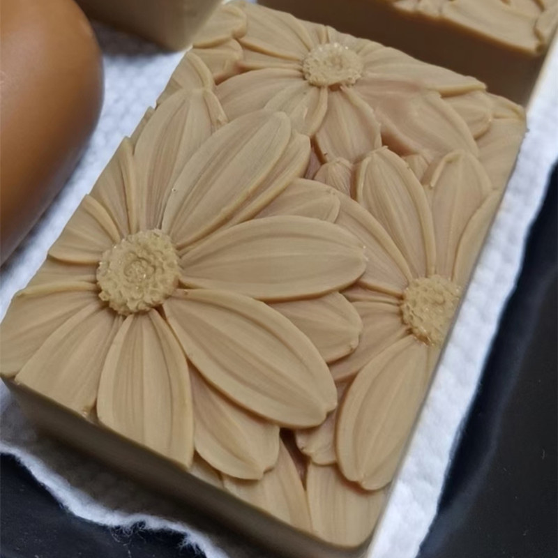 Newest!!!3d Elegant Sunflower  - Soap Making Vendors 评论和价格