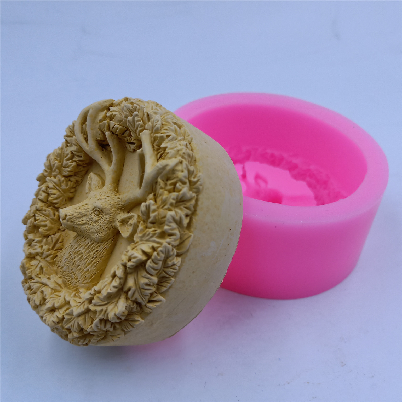 Deer Design Soap Silicone Mold - Soap Making Vendors 评论和价格