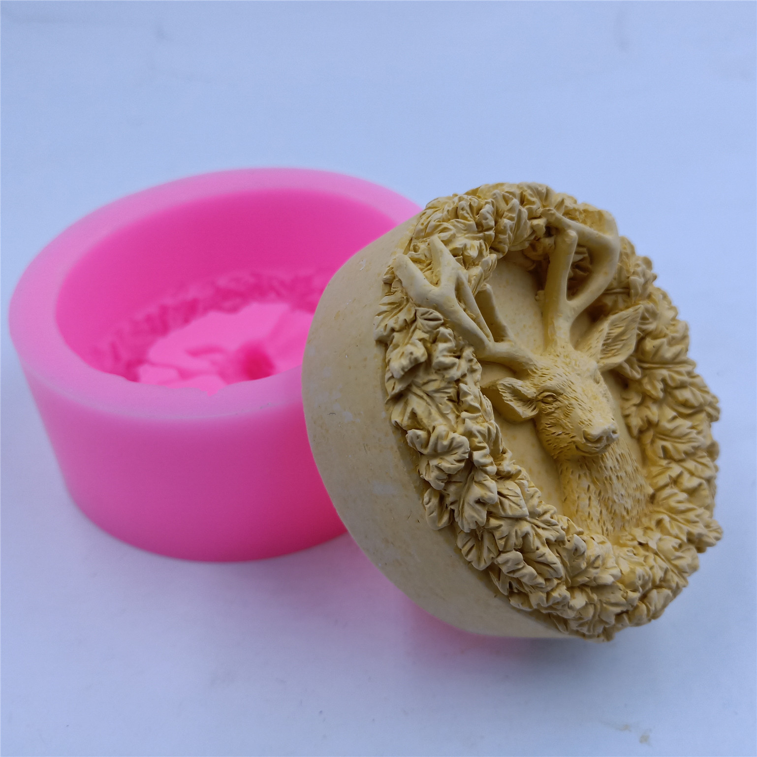 Deer Design Soap Silicone Mold - Soap Making Vendors 评论和价格